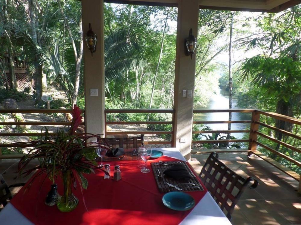 Mystic River Resort 圣伊格纳西奥 外观 照片