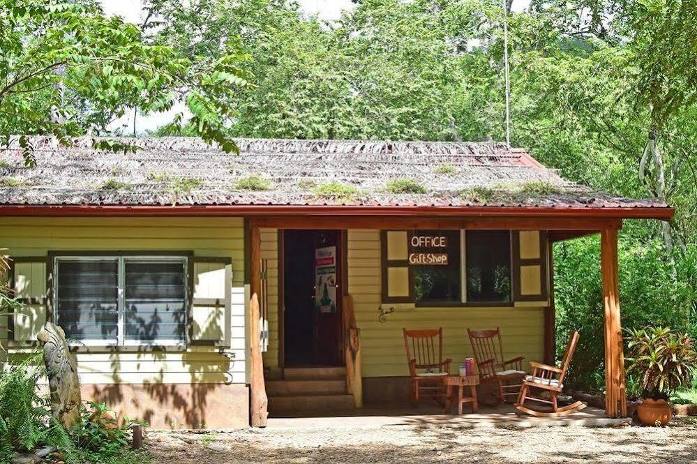 Mystic River Resort 圣伊格纳西奥 外观 照片