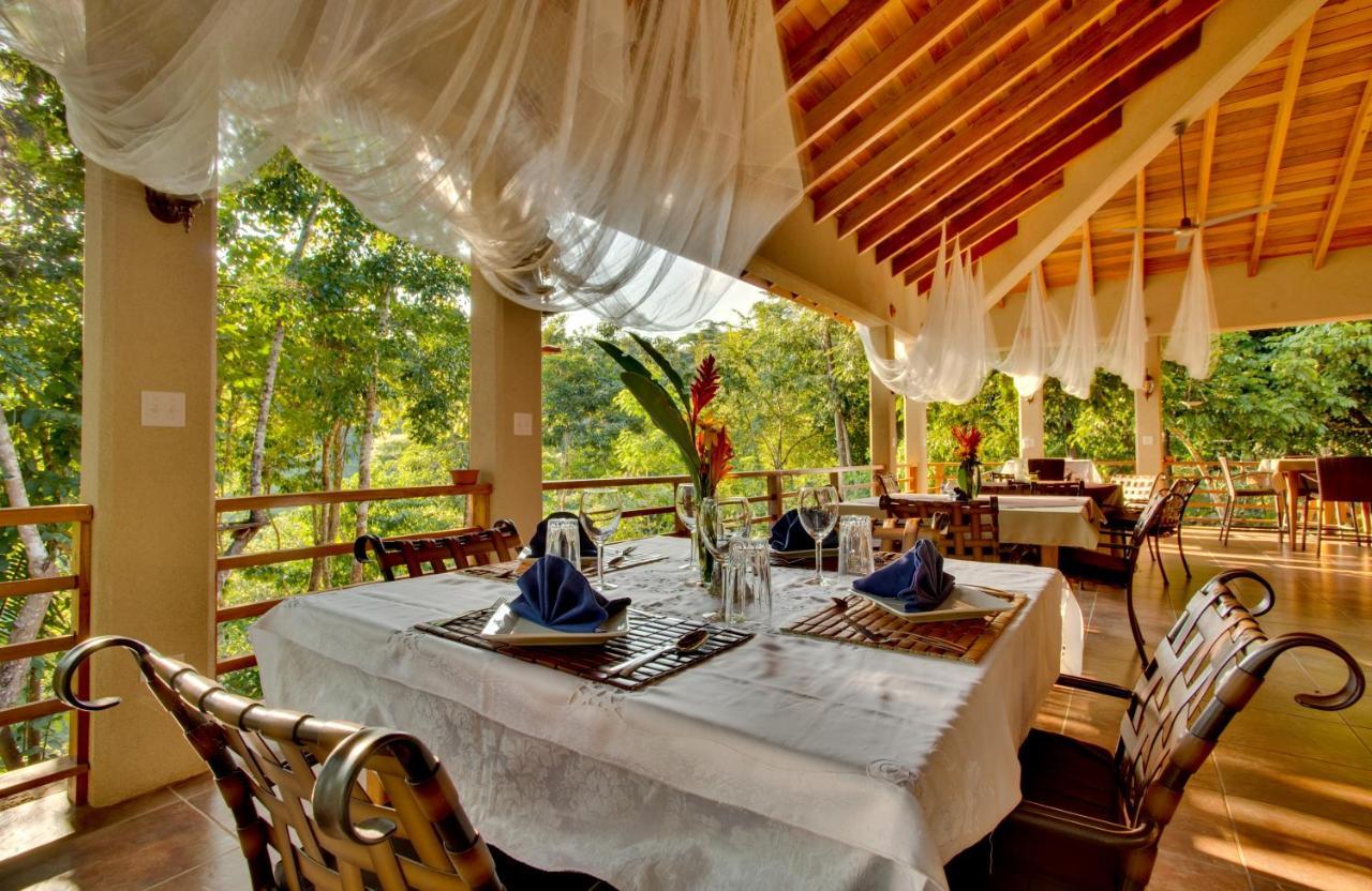 Mystic River Resort 圣伊格纳西奥 外观 照片